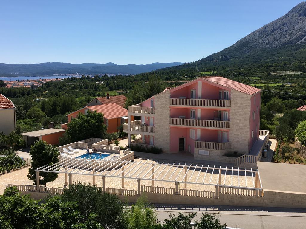 Apartments Meridiana 1 Оребич Экстерьер фото