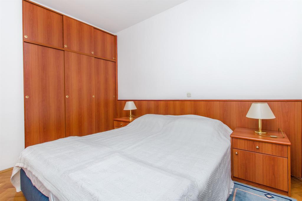 Apartments Meridiana 1 Оребич Экстерьер фото