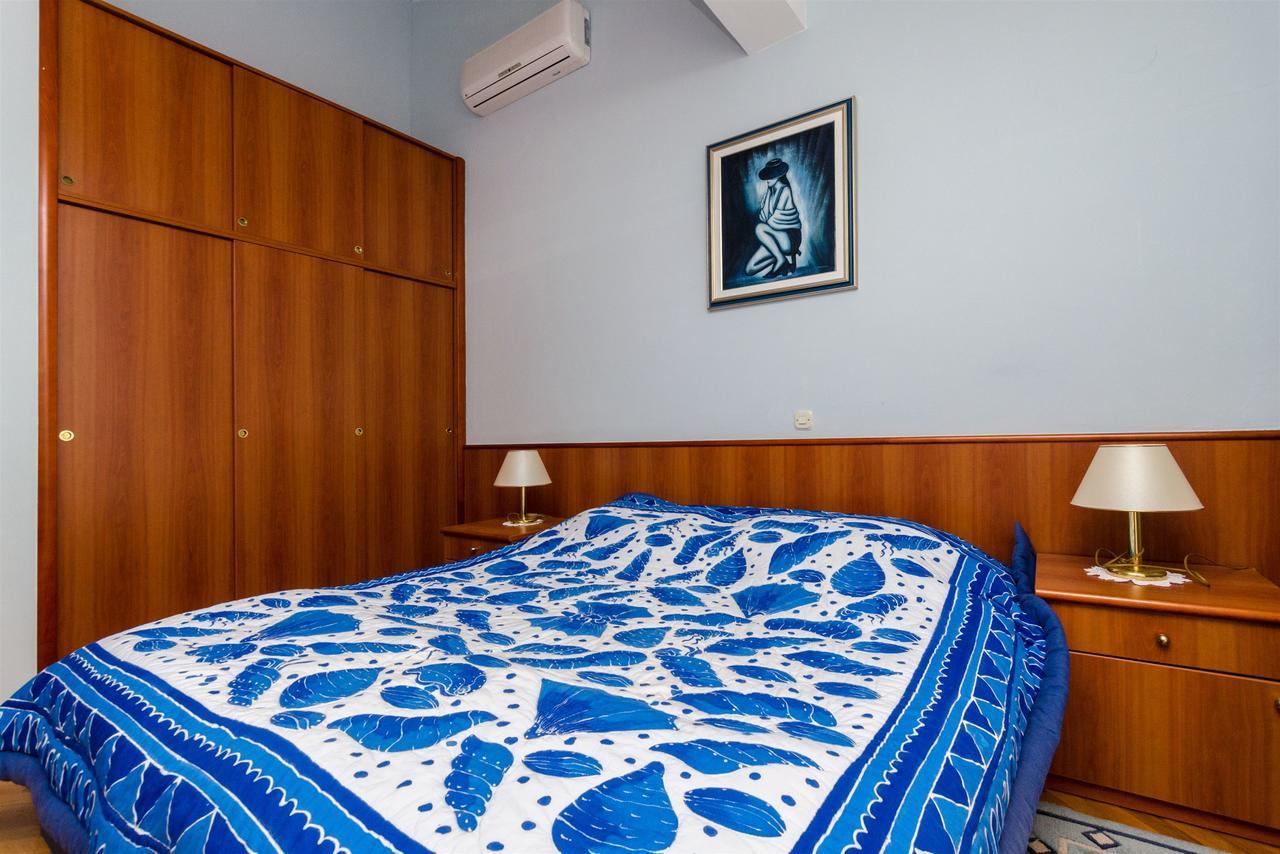 Apartments Meridiana 1 Оребич Экстерьер фото