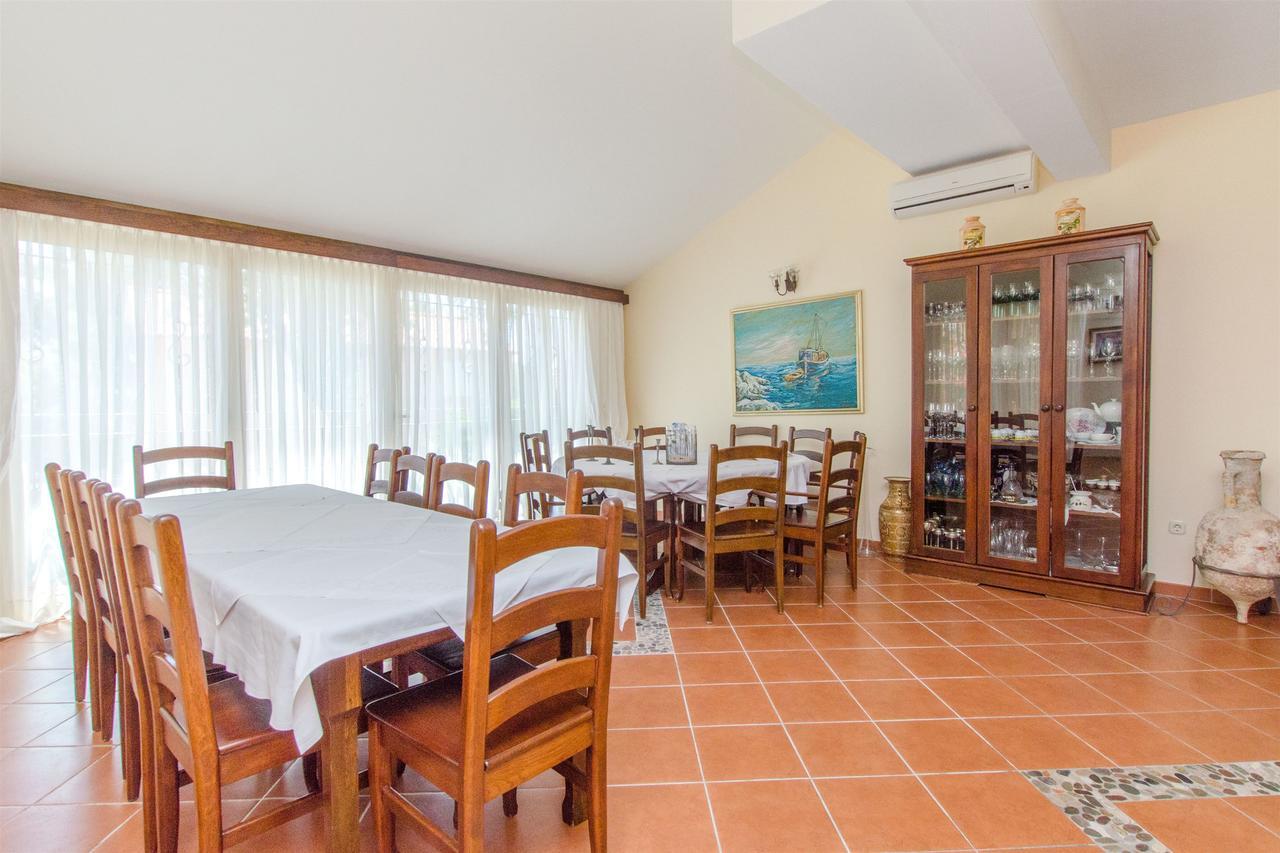Apartments Meridiana 1 Оребич Экстерьер фото